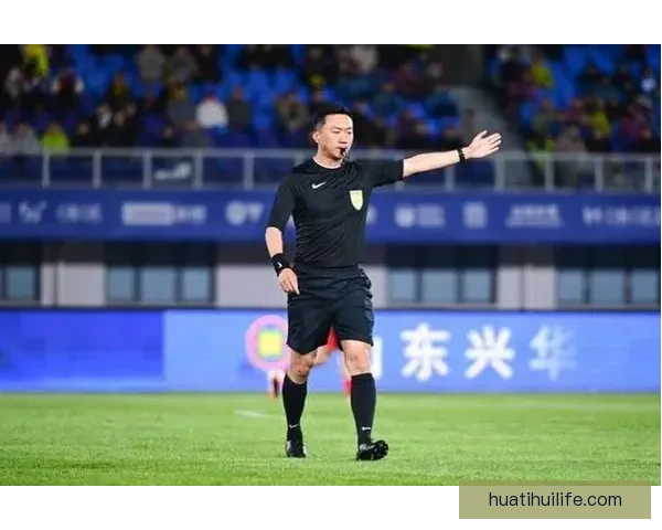 津媒曝唐顺齐与边裁口型对话 二人均称未听见 引发关注